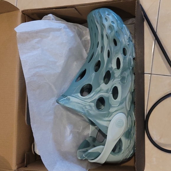 Zumiez Shoes Kids 7 Merrell Plastic Hydro Moc Blue Crocs Poshmark